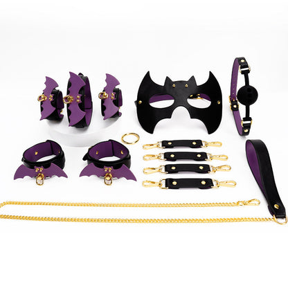 Encantador set de bondage Plum Passion con sensuales accesorios de cuero